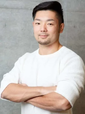 BIKINの安沢　明也トレーナー